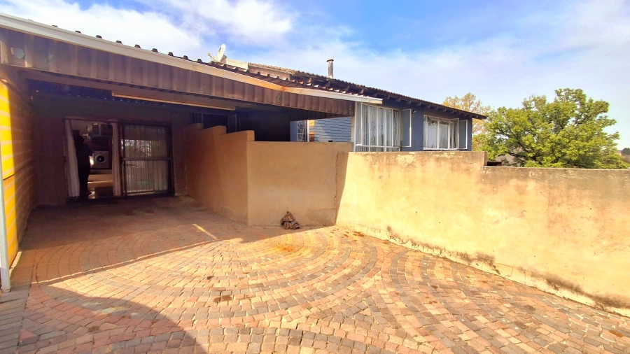 3 Bedroom Property for Sale in Sasolburg Ext 10 Free State